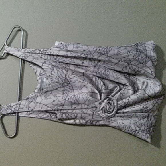 H&M top size 2 - Picture 1 of 4